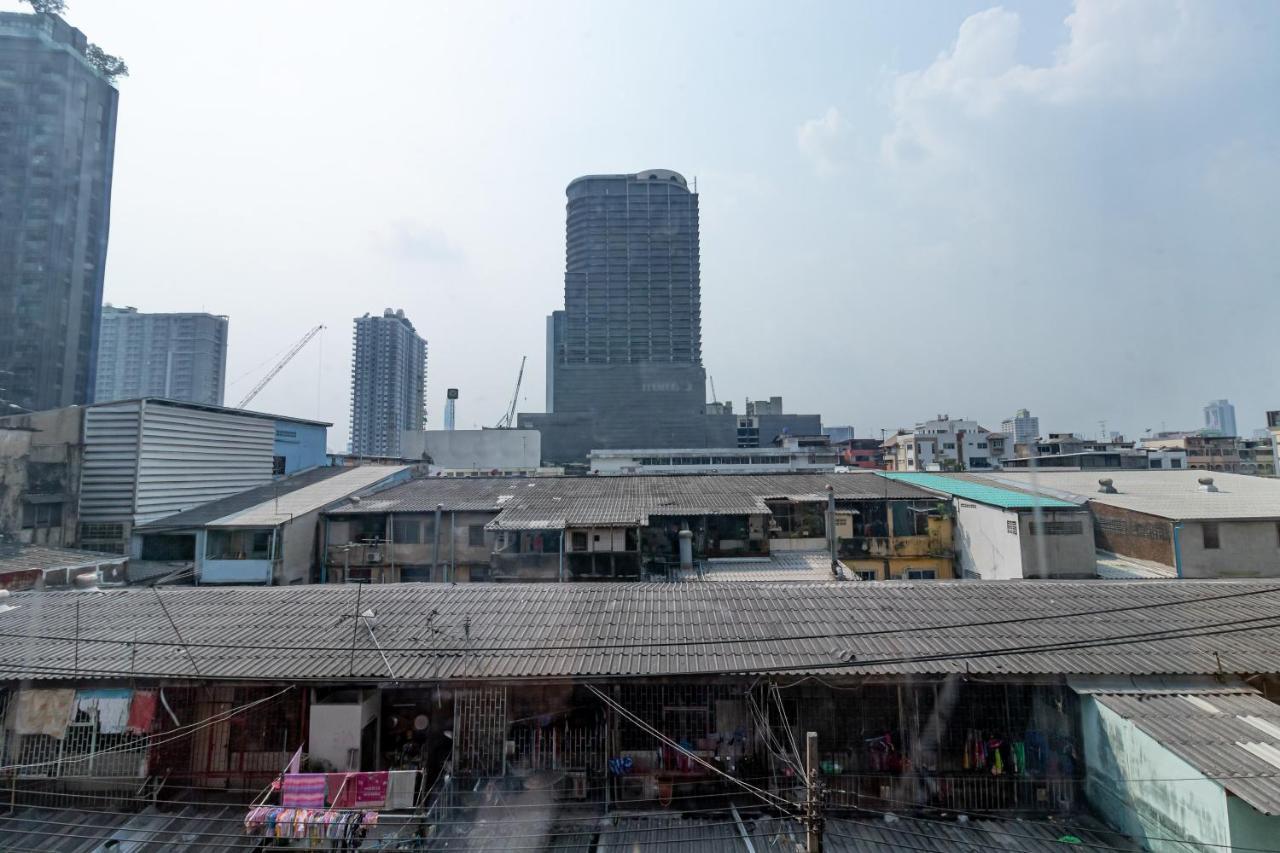 The Beds Ever Hostel (Adults Only) Bangkok Esterno foto