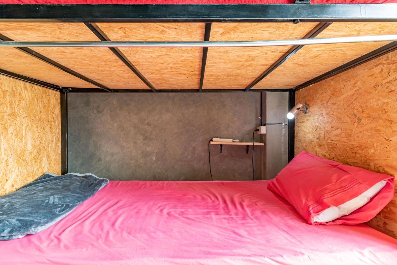The Beds Ever Hostel (Adults Only) Bangkok Esterno foto