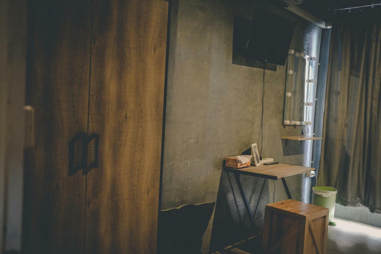 The Beds Ever Hostel (Adults Only) Bangkok Esterno foto