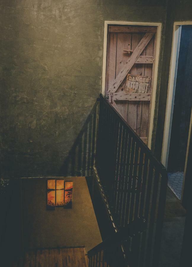 The Beds Ever Hostel (Adults Only) Bangkok Esterno foto
