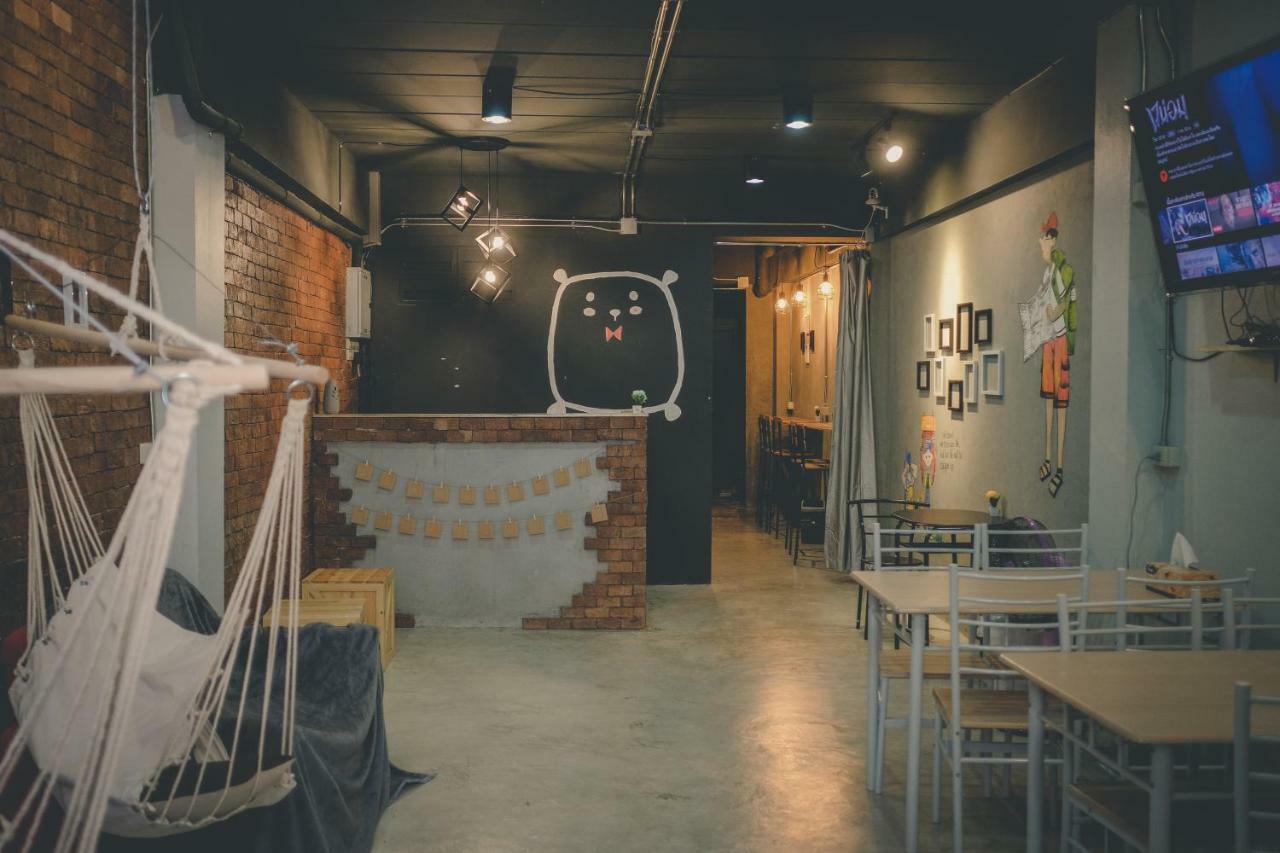 The Beds Ever Hostel (Adults Only) Bangkok Esterno foto